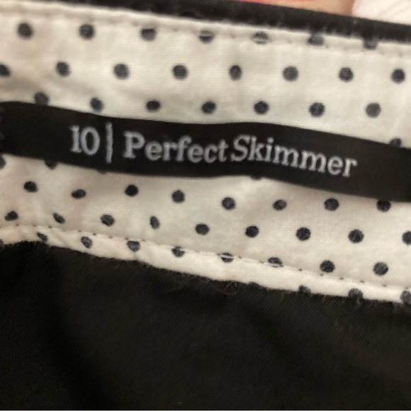 Talbots Perfect Skimmer Straight Leg Black Cropped Pants - Picture 4 of 5